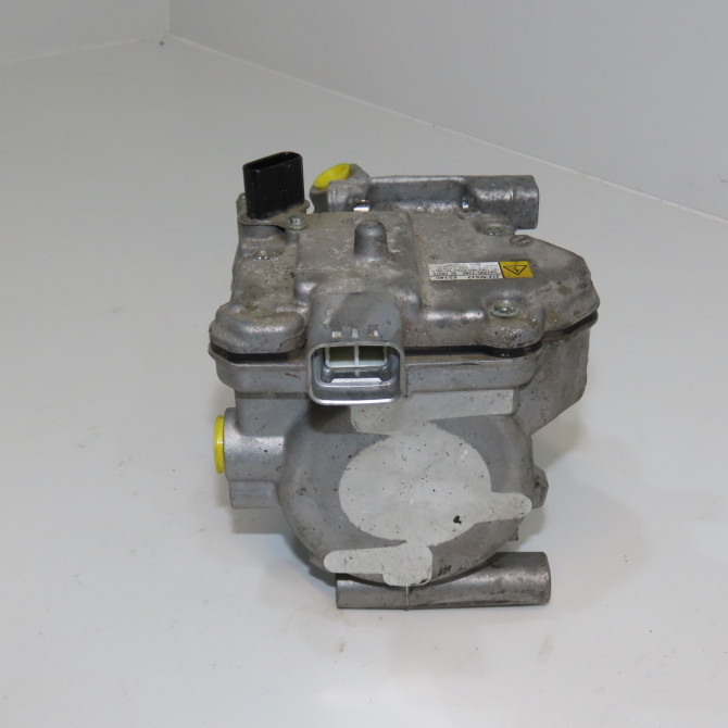 Compresseur air conditionne occasion TOYOTA YARIS III Phase 2 06-2014->... 1.5 100ch 8837052012 2