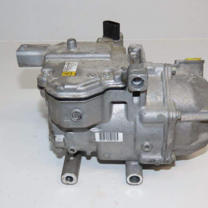 Compresseur air conditionne occasion TOYOTA YARIS III Phase 2 06-2014->... 1.5 100ch 8837052012 4