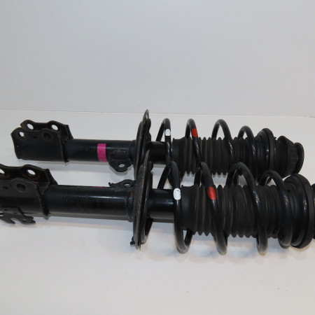 Amortisseur avant droit occasion TOYOTA YARIS III Phase 2 06-2014->... 1.5 100ch 485100DA21