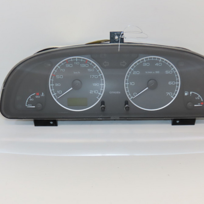 Compteur occasion CITROEN XSARA phase 2 BREAK 09-2000->12-2005 2.0 HDI 90ch 6105AZ 1