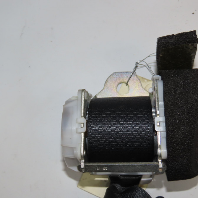 Ceinture arrière gauche occasion TOYOTA YARIS III Phase 2 06-2014->... 1.5 100ch 733700D171C2 2