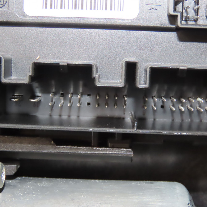 Mecanisme + moteur lève-glace avant droit occasion VOLKSWAGEN GOLF VI Phase 1 10-2008->04-2013 2.0 TDI 140ch 5K0837462D 3