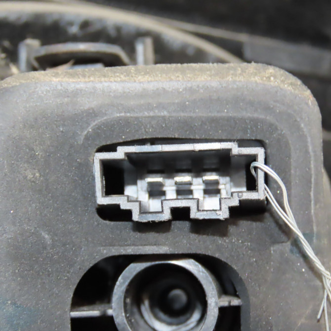 Feu arrière droit occasion VOLKSWAGEN GOLF VI Phase 1 10-2008->04-2013 2.0 TDI 140ch 5K0945096E 3