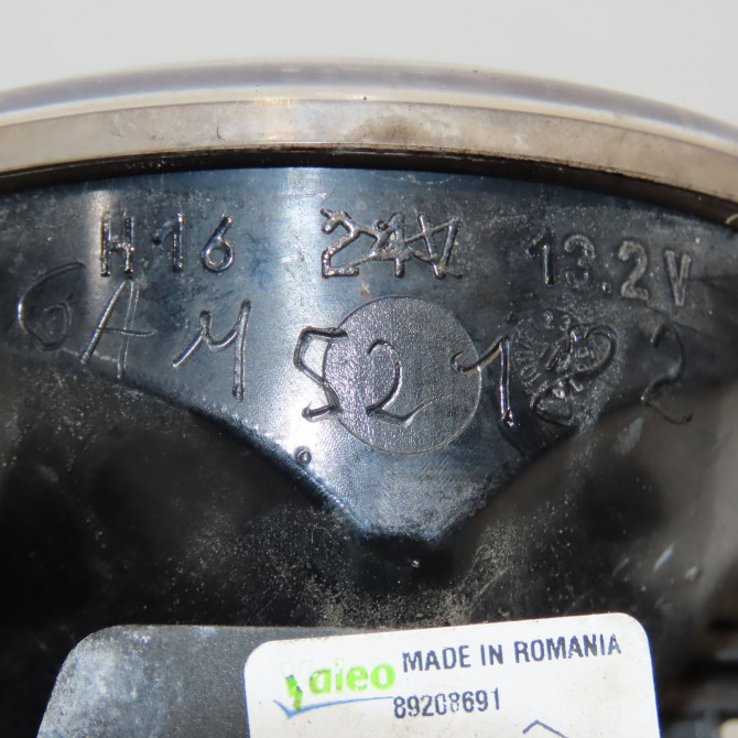 Phare antibrouillard avant droit occasion RENAULT SCENIC III Phase 3 04-2013->... 1.5 DCI 110ch 261500097R 5