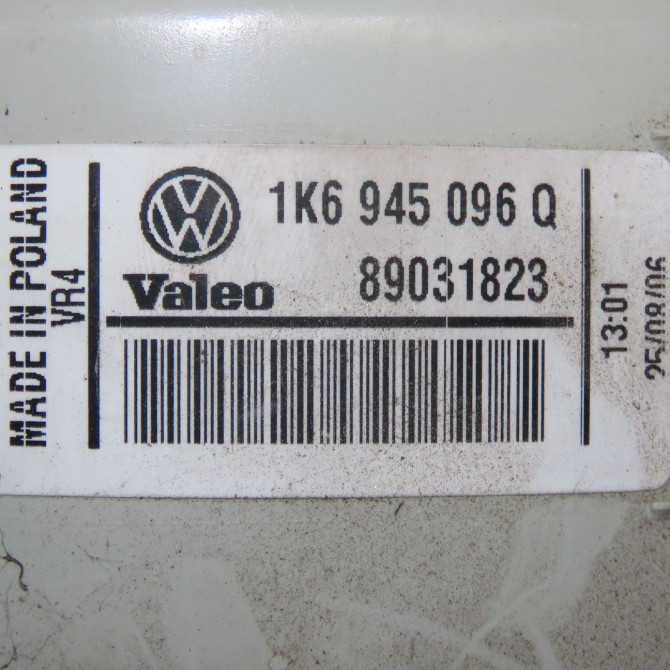 Feu arrière droit occasion VOLKSWAGEN GOLF V Phase 1 11-2003->10-2008 1.9 TDI 105ch 1K6945096T 4