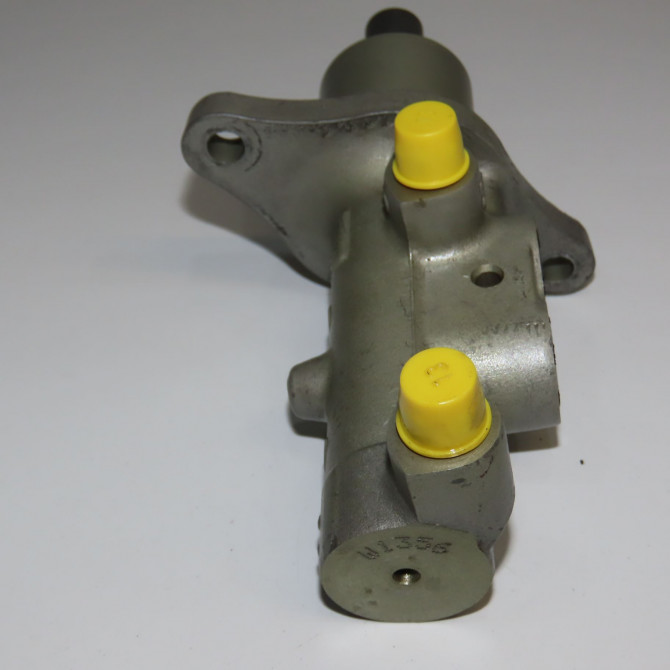 Maitre cylindre occasion FORD FOCUS II Phase 1 09-2004->12-2007 1.6 TI-VCT 1456989 4