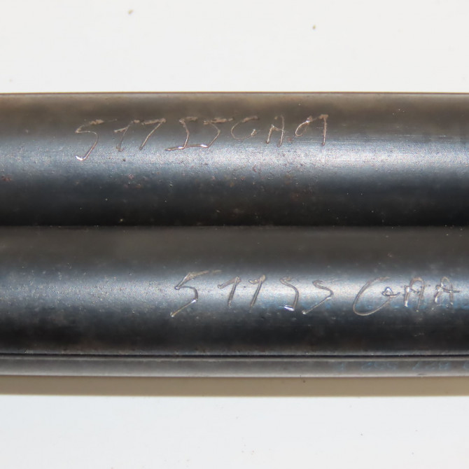 Verin droit hayon occasion  8D9827552F 2