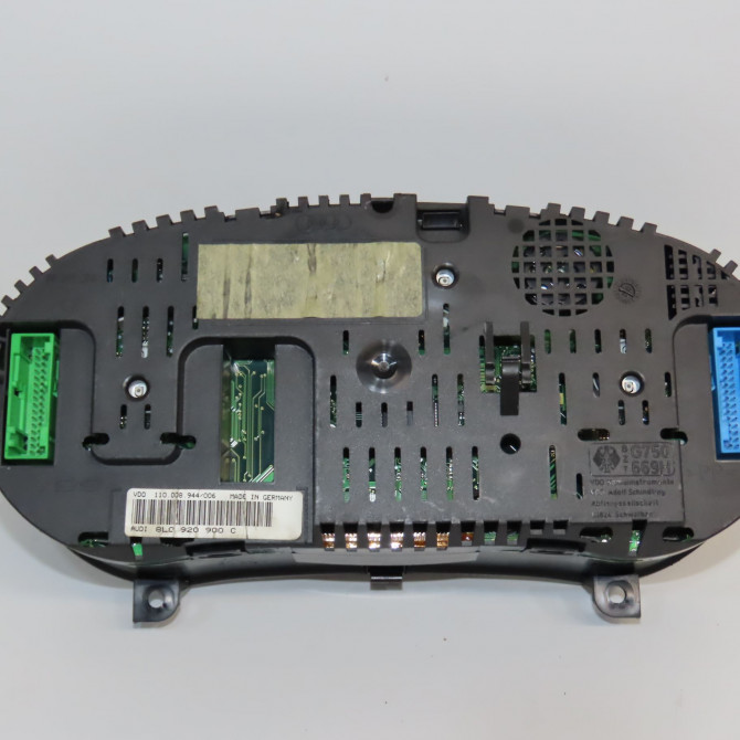 Compteur occasion AUDI A3 I Phase 1 09-1996->10-2000 1.6i 8L0920931F 2