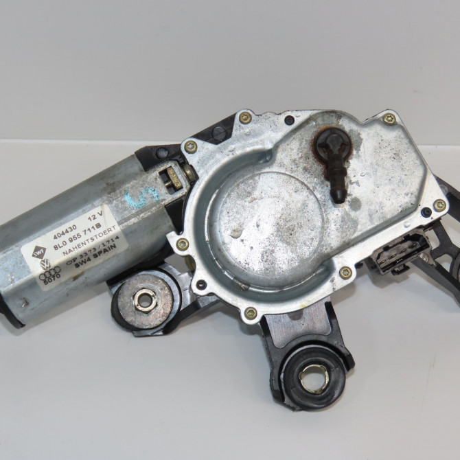 Moteur essuie-glace arrière occasion AUDI A3 I Phase 1 09-1996->10-2000 1.6i 8L0955711B 2