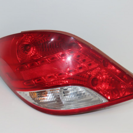 Feu arrière gauche occasion PEUGEOT 207 Phase 1 04-2006->06-2013 1.4i 75ch 6350HQ
