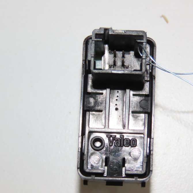 Commande leve-glace porte arrière droite occasion CITROEN C3 PICASSO Phase 1 02-2009->08-2012 1.6 HDi 16v 110ch 6490Q1 4