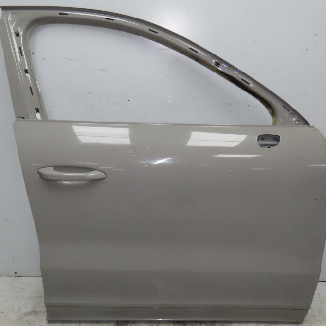 Porte avant droite occasion  PAB831052BGRV 1