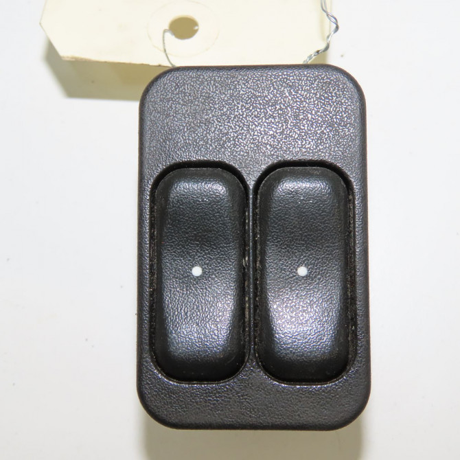 Commande lève-glace porte avant gauche occasion OPEL MERIVA I Phase 1 04-2003->12-2005 1.7 CDTI 24411031 1