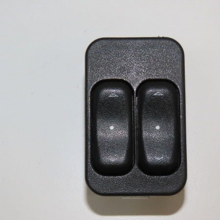 Commande lève-glace porte avant gauche occasion OPEL MERIVA I Phase 1 04-2003->12-2005 1.7 CDTI 24411031