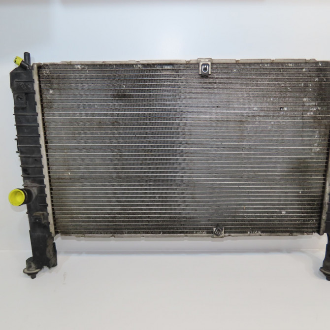 Radiateur occasion OPEL MERIVA I Phase 1 04-2003->12-2005 1.7 CDTI 13148295 2
