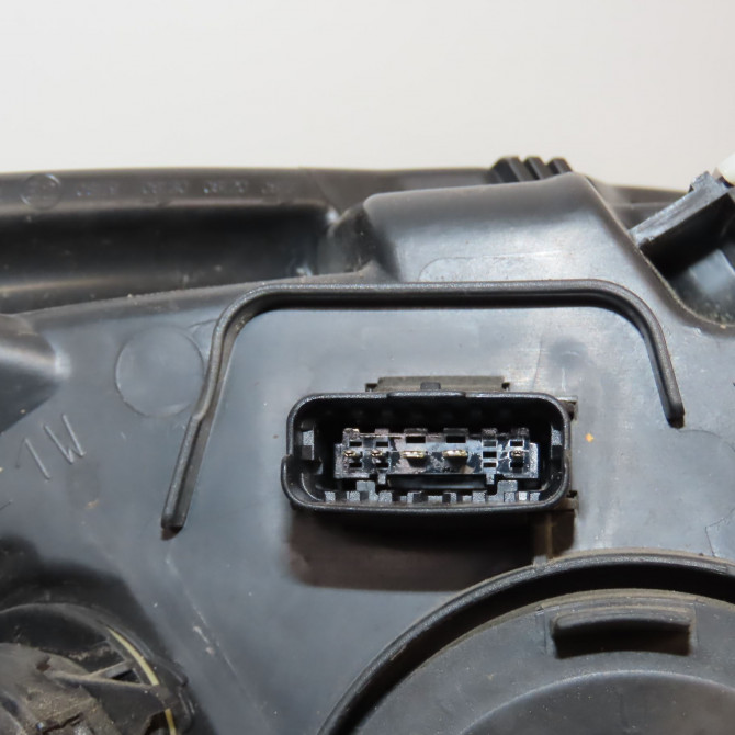 Phare gauche occasion RENAULT SCENIC III Phase 1 04-2009->11-2011 1.5 DCI 105ch 260606760R 3