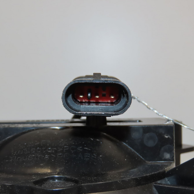 Feu arrière droit occasion CITROEN 9851162080 3