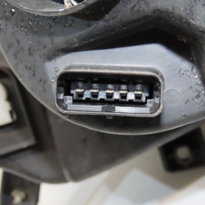 Phare droit occasion RENAULT CLIO III Phase 1 09-2005->03-2009 1.5 DCI 85ch 260100203R 4