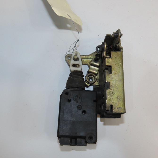 Serrure porte avg occasion PEUGEOT 205 205 Phase 2 1987-07-01->1998-12-31 1.1i 60ch 2