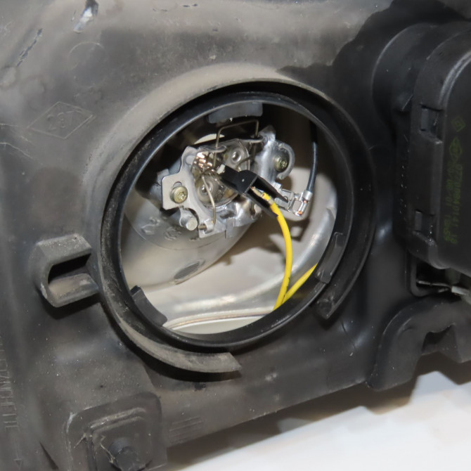 Phare droit occasion RENAULT SCENIC I Phase 2 08-1999->06-2003 1.9 DCI 100ch 260102746R 3