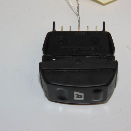 Commande lève-glace porte avant gauche occasion CITROEN XSARA PICASSO Phase 1 12-1999->02-2004 2.0 HDi 90ch 655407