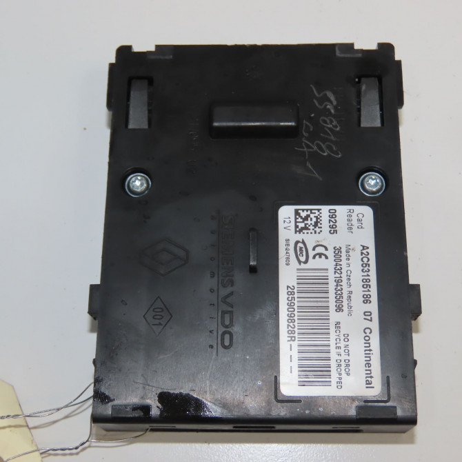 Lecteur de carte occasion RENAULT SCENIC III Phase 1 04-2009->11-2011 1.9 DCI 130ch 285909828R 2