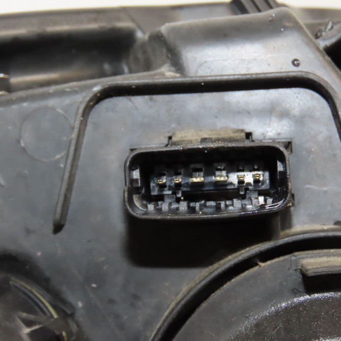 Phare gauche occasion RENAULT SCENIC III Phase 1 04-2009->11-2011 1.9 DCI 130ch 260607549R 3