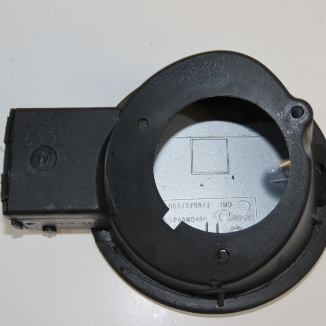 Volet de trappe carburant occasion CITROEN XSARA PICASSO Phase 1 12-1999->02-2004 2.0 HDi 90ch 151780 3