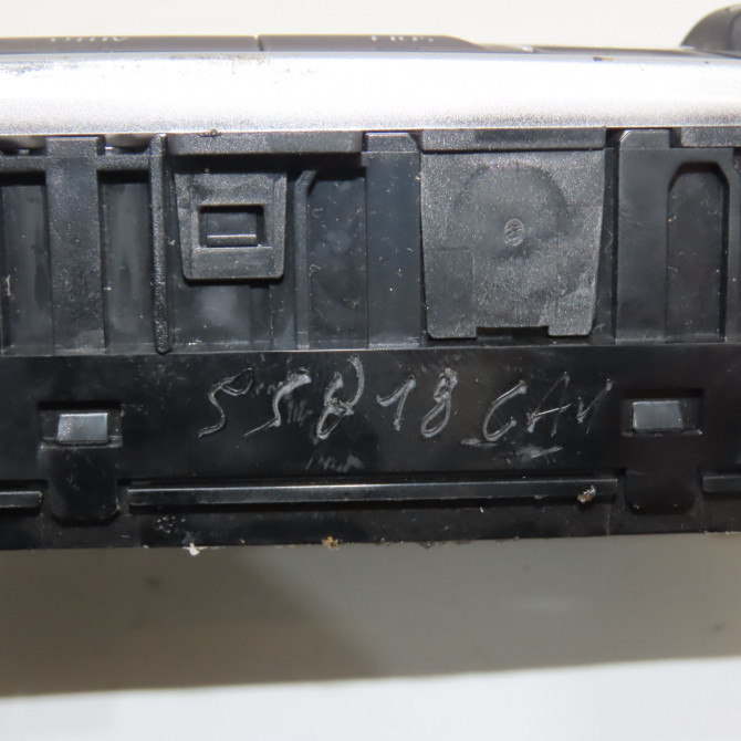 Commande de chauffage occasion RENAULT SCENIC III Phase 1 04-2009->11-2011 1.9 DCI 130ch 275109409R 6