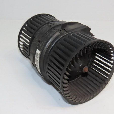 Ventilateur de chauffage occasion RENAULT SCENIC III Phase 1 04-2009->11-2011 1.9 DCI 130ch 272109961R