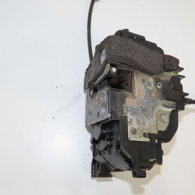 Serrure porte avg occasion RENAULT SCENIC III Phase 1 04-2009->11-2011 1.9 DCI 130ch 805030006R 1