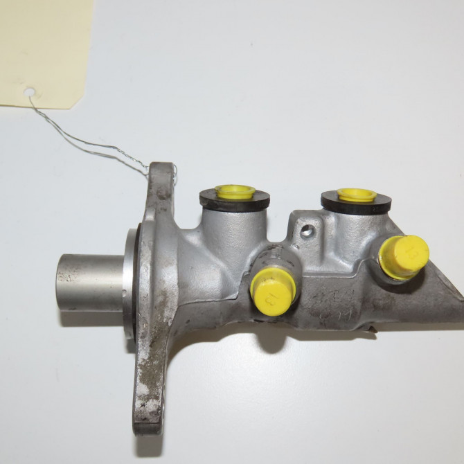 Maitre cylindre occasion RENAULT SCENIC III Phase 1 04-2009->11-2011 1.9 DCI 130ch 460115826R 1