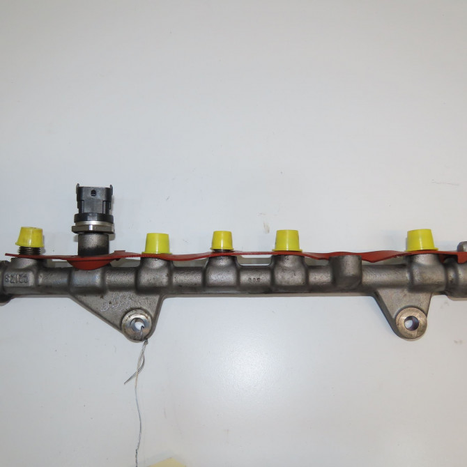 Rampe injection occasion RENAULT SCENIC III Phase 1 04-2009->11-2011 1.9 DCI 130ch 175212059R 2