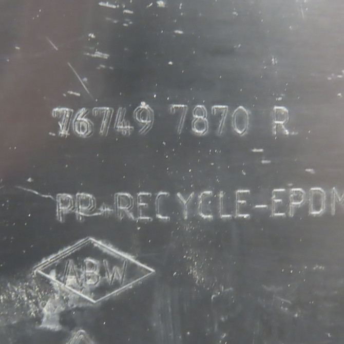 Pare-boue arrière gauche occasion RENAULT CLIO IV Phase 1 07-2012->... 1.2i 120ch 767497870R 3