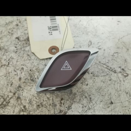 Bouton de warning occasion CITROEN DS3 Phase 2 06-2014->... 6490CY