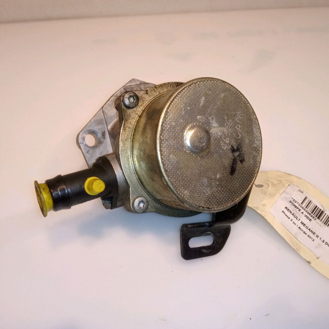 Pompe a vide occasion RENAULT MEGANE III Phase 2 01-2012->06-2014 1.5 DCI 110ch 146505272R 2