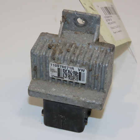 Boitier de préchauffage occasion RENAULT CLIO IV Phase 1 07-2012->... 1.5 DCI 90ch 8200859243