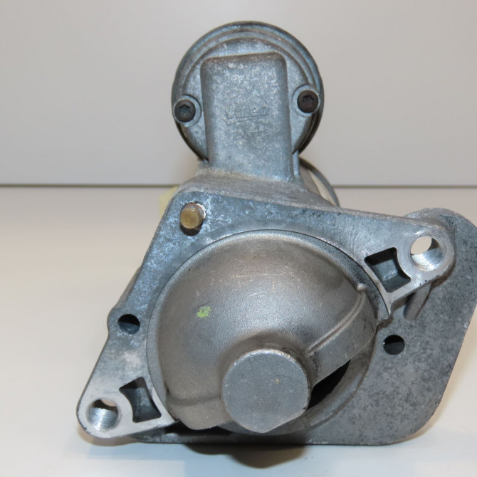 Démarreur occasion RENAULT CLIO IV Phase 2 08-2016->... 1.5 DCI 90ch 233008223R 3