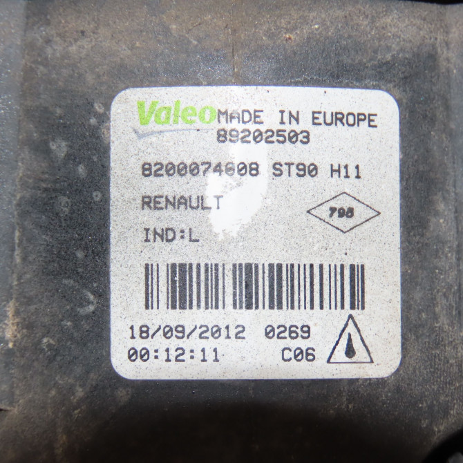 Phare antibrouillard avant gauche occasion RENAULT MEGANE III Phase 2 01-2012->06-2014 261500097R 4