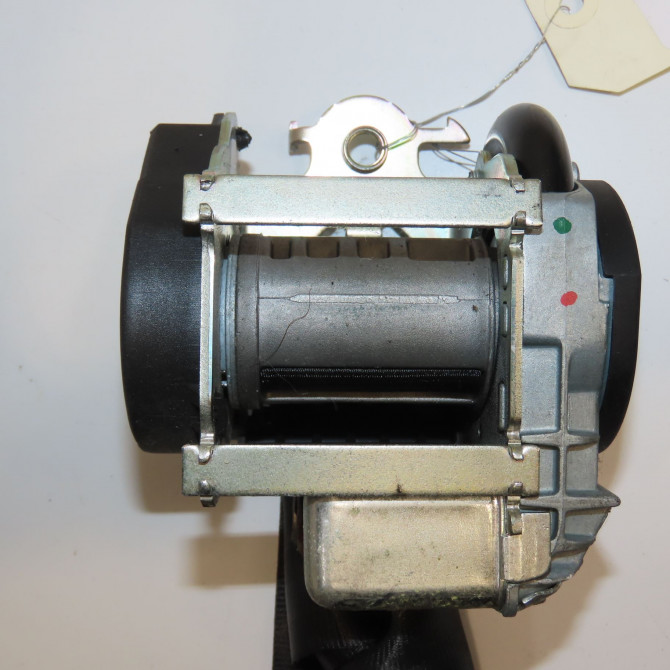 Ceinture avant gauche occasion PEUGEOT 206 + Phase 1 03-2009->05-2013 1.4 HDI 70ch 8974GT 2