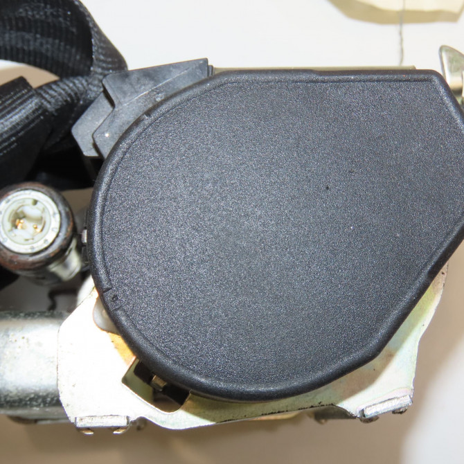 Ceinture avant gauche occasion PEUGEOT 206 + Phase 1 03-2009->05-2013 1.4 HDI 70ch 8974GT 4