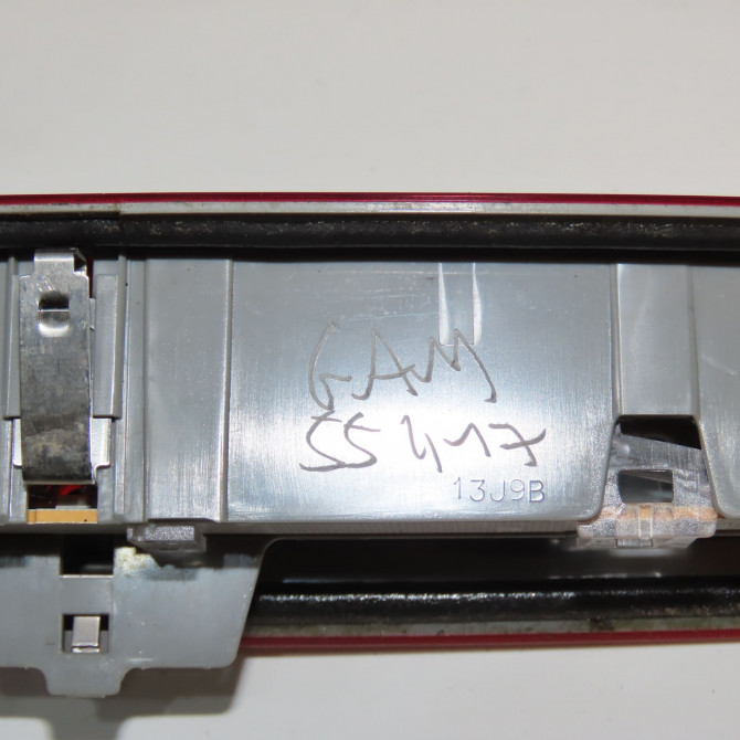 Feux stop supplementaire occasion RENAULT SCENIC III Phase 1 04-2009->11-2011 1.9 DCI 130ch 265900026R 4