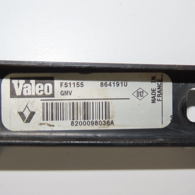 Ventilateur de refroidissement occasion RENAULT CLIO II Phase 2 06-2001->07-2006 1.2 7701050677 4