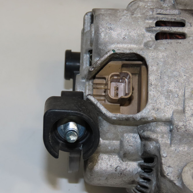 Alternateur occasion PEUGEOT 208 208 Phase 1 2012-03-01->2015-09-30 5705KQ 4