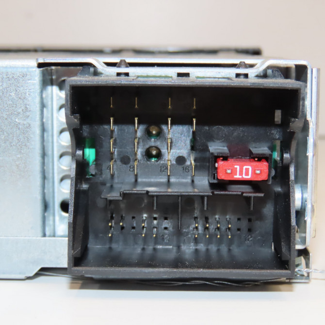 Autoradio occasion PEUGEOT 207 Phase 1 04-2006->06-2013 1.4i 75ch 16106920XT 3