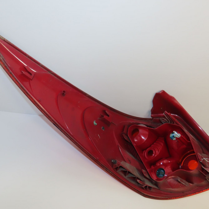Feu arrière droit occasion PEUGEOT 207 Phase 1 SW 07-2007->03-2013 1.6 HDI 90ch 6351CT 2