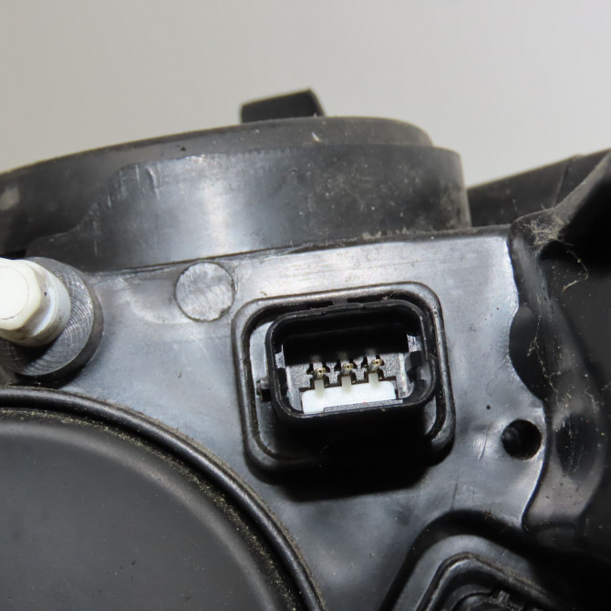 Phare droit occasion RENAULT CLIO IV Phase 1 07-2012->... 1.5 DCI 90ch 260106624R 3