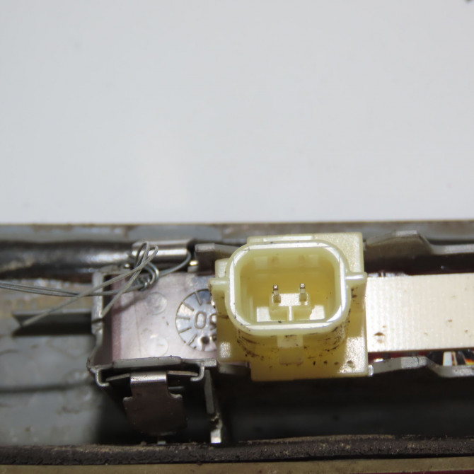 Feux stop supplementaire occasion RENAULT SCENIC III Phase 1 04-2009->11-2011 1.9 DCI 130ch 265900026R 3