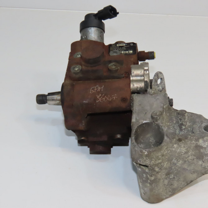 Pompe hp occasion RENAULT SCENIC III Phase 1 04-2009->11-2011 1.9 DCI 130ch 8200945033 3