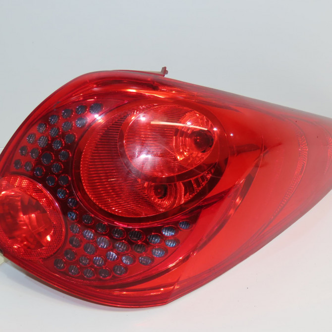 Feu arrière droit occasion PEUGEOT 207 Phase 1 04-2006->06-2013 1.4i 16v 90ch 6351CT 1